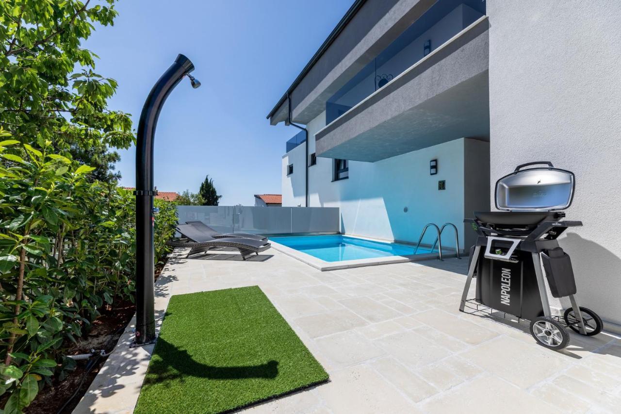 Luxury Villa Adria Apartments Krk Town Exterior foto