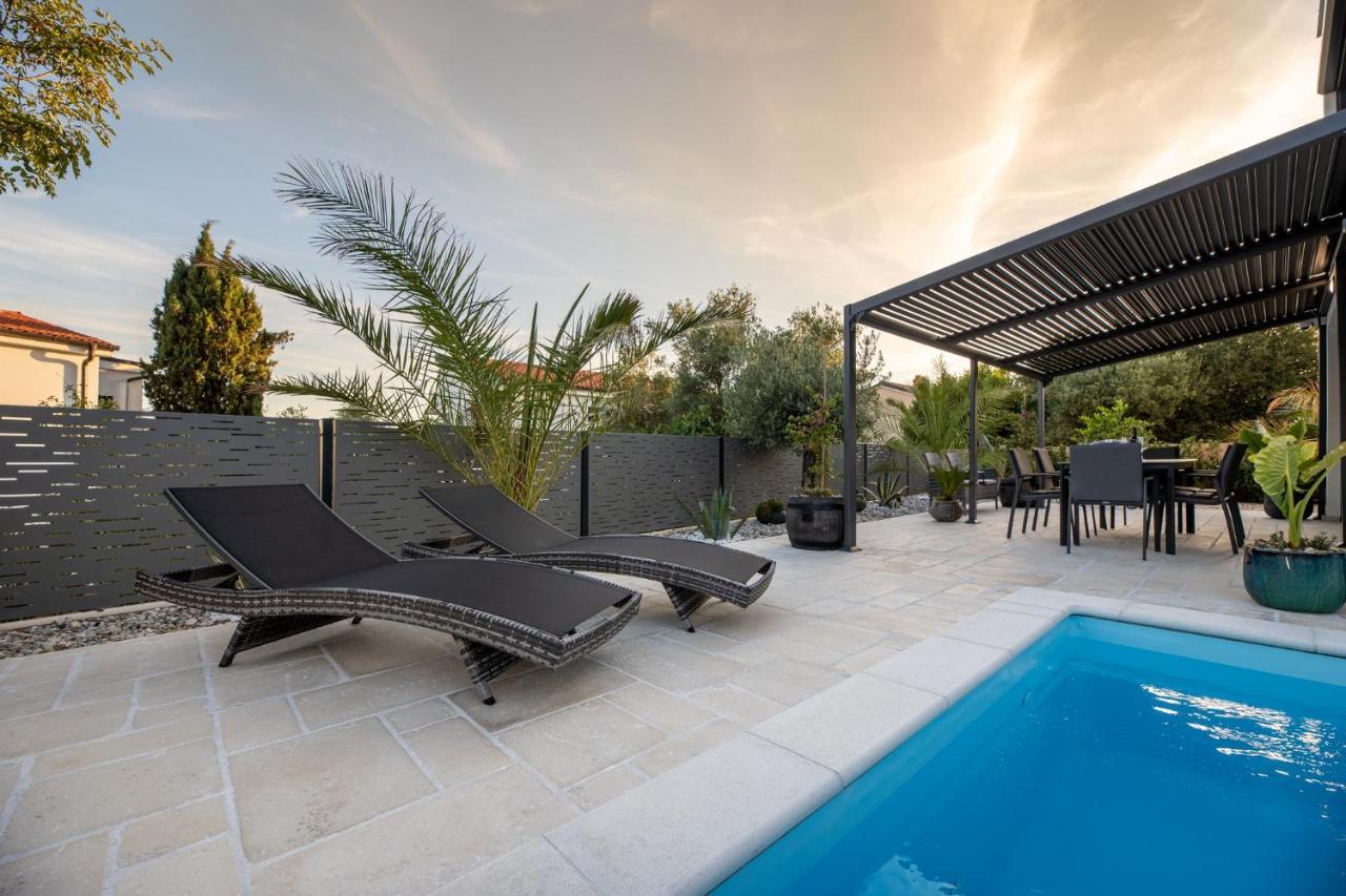 Luxury Villa Adria Apartments Krk Town Exterior foto