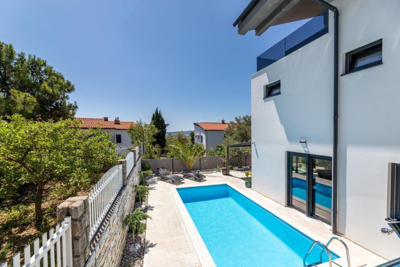 Luxury Villa Adria Apartments Krk Town Exterior foto