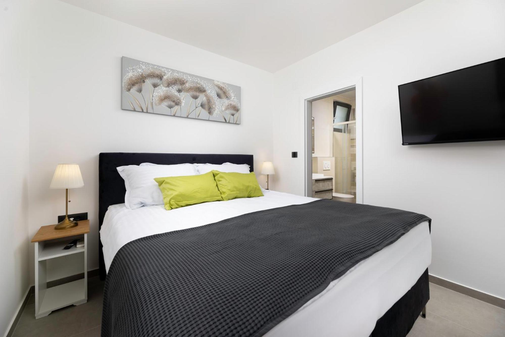 Luxury Villa Adria Apartments Krk Town Exterior foto