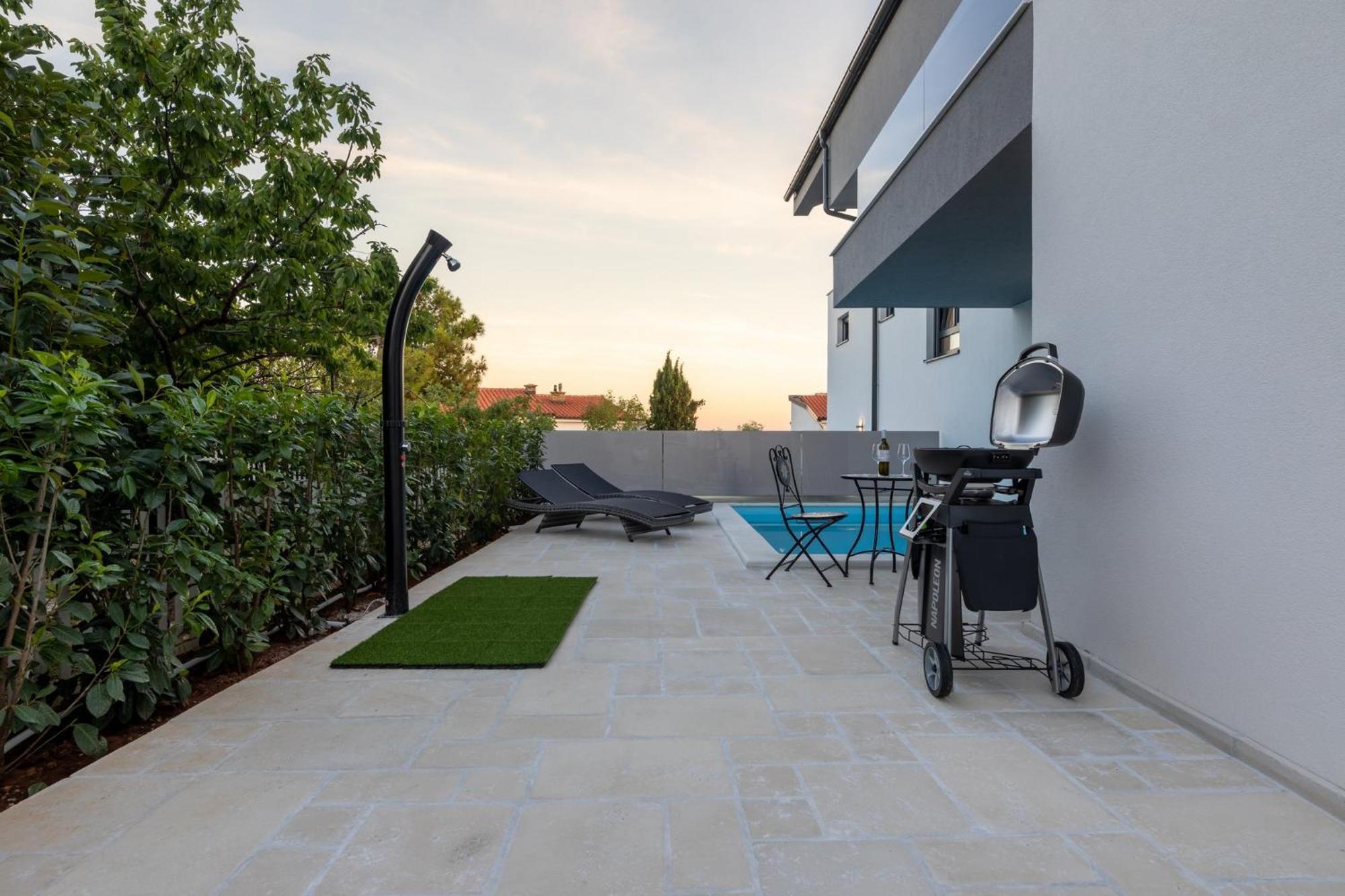 Luxury Villa Adria Apartments Krk Town Exterior foto